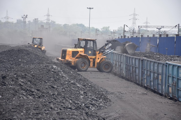 Domestic Coal production rises to 997 MT in 2023-24 with a y-o-y growth of 11.6%